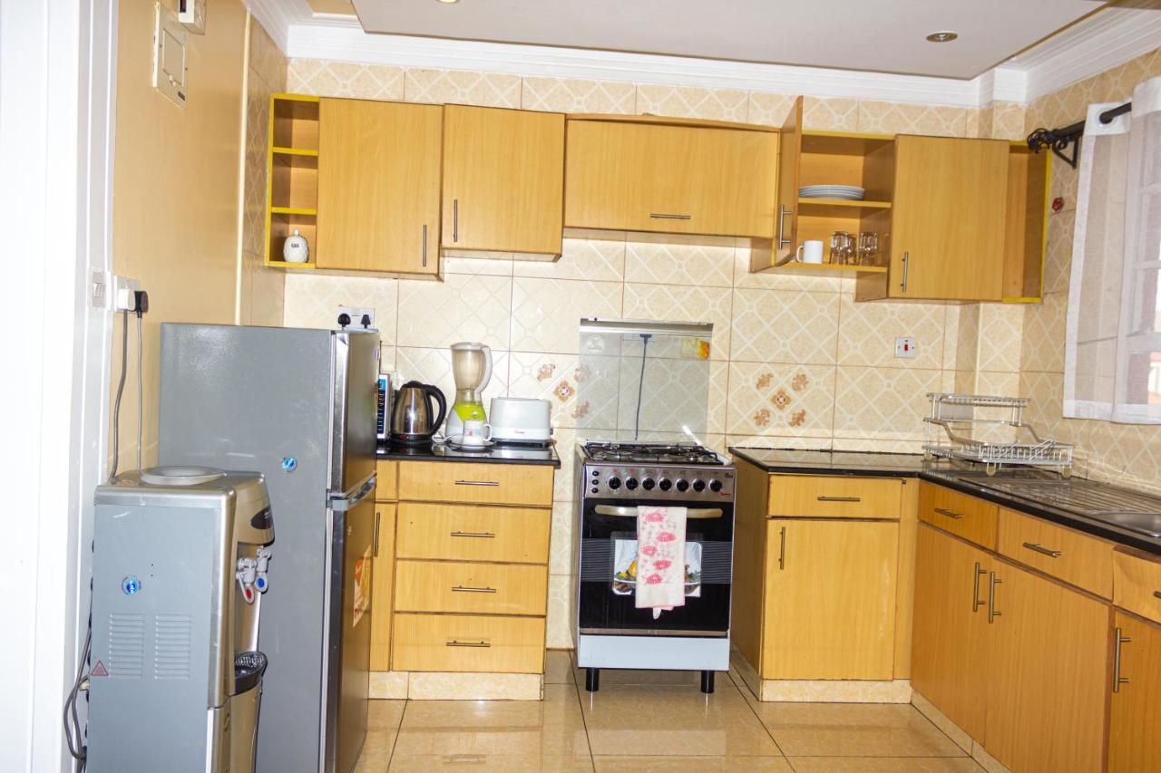 Acacia Luxurious Apartamento *