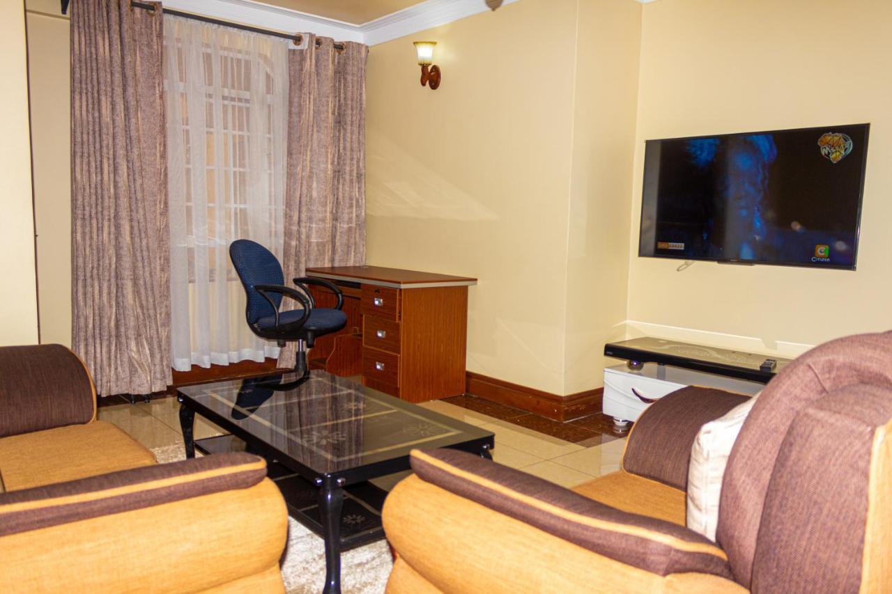 Acacia Luxurious *