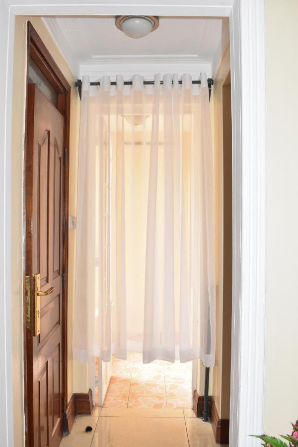 Acacia Luxurious * Nairobi